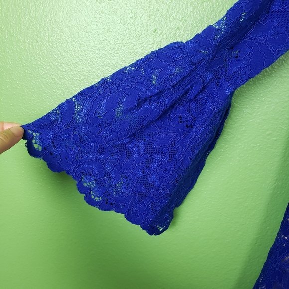 Eliza J Royal Blue Short Lace Bell Sleeve Dress Size 6 - Picture 9 of 13